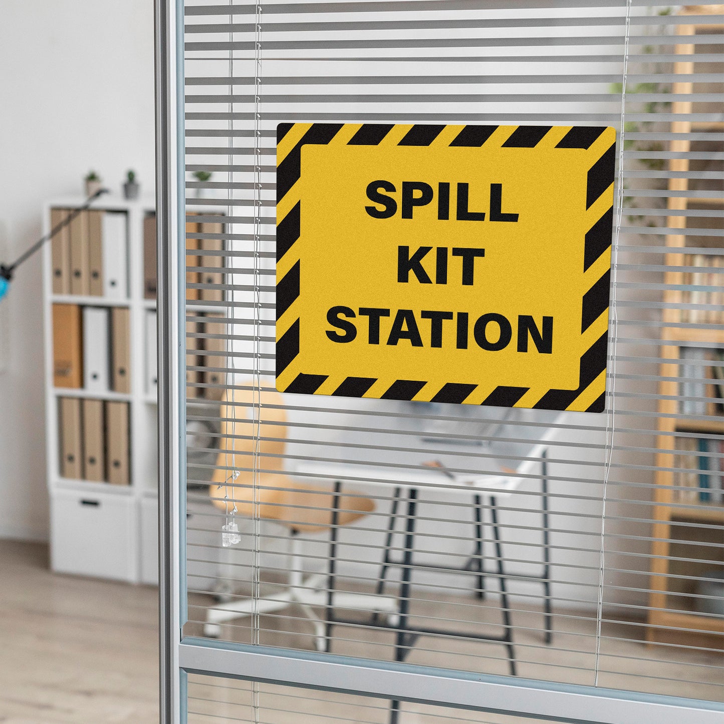 YIKIADA Spill Kit Station-Schild, 30,5 x 25,4 cm, selbstklebende Sicherheitsaufkleber aus Vinyl, wasserdicht, Notfallaufkleber für drinnen und draußen, 5 Stück